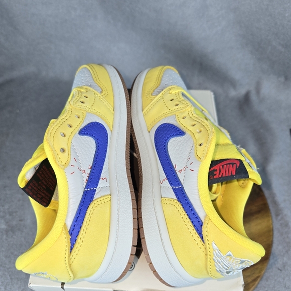 Jordan 1 Retro Low OG Women’s “TRAVIS SCOTT” Canary Size 11.5 C - Picture 5 of 12